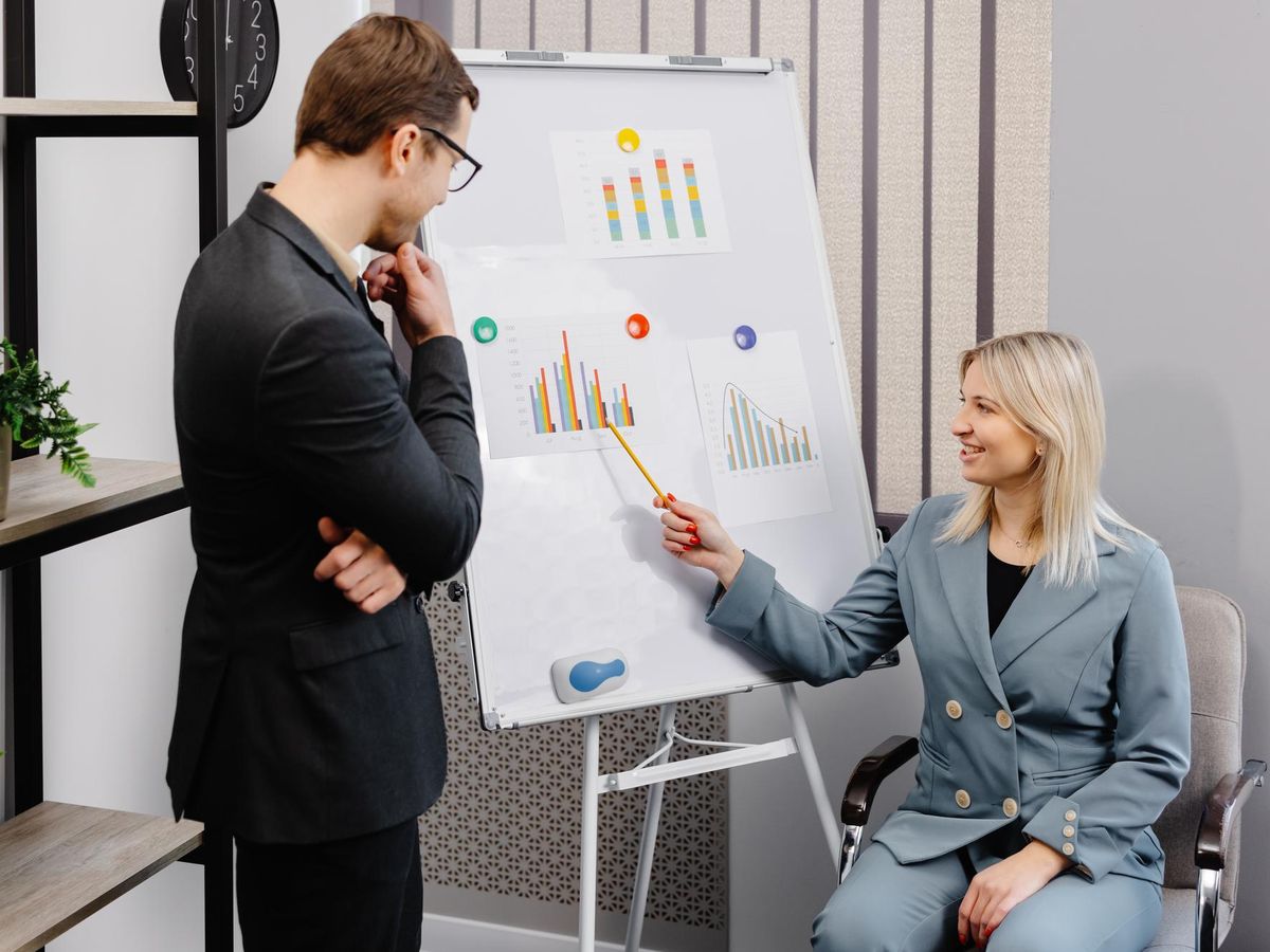 Jak przeprowadzić skuteczną analizę konkurencji przy niejednoznacznej ofercie?